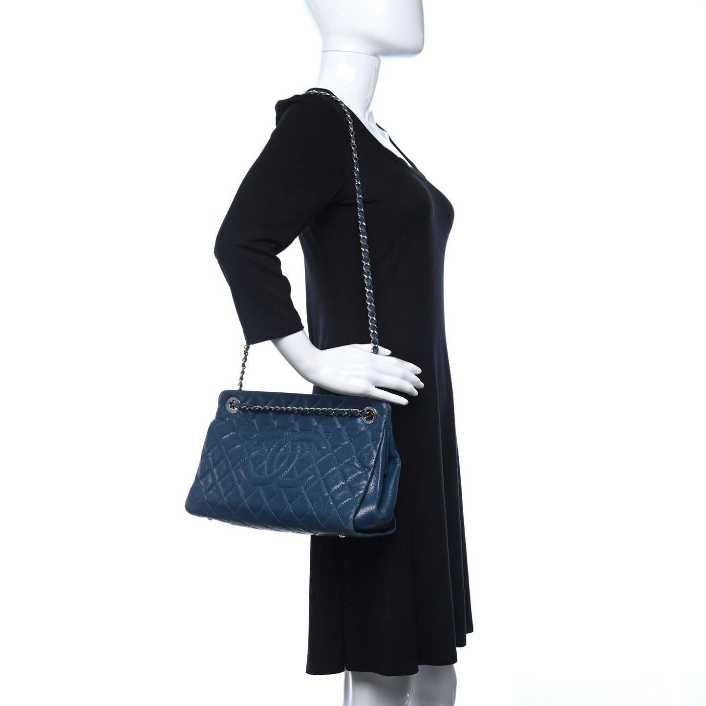 Caviar Quilted Timeless CC Shopping Tote Blue