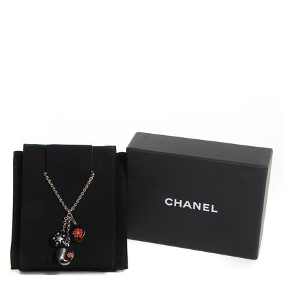 Chanel Pearl Resin CC Paris Dallas Necklace Silver 7 of 7