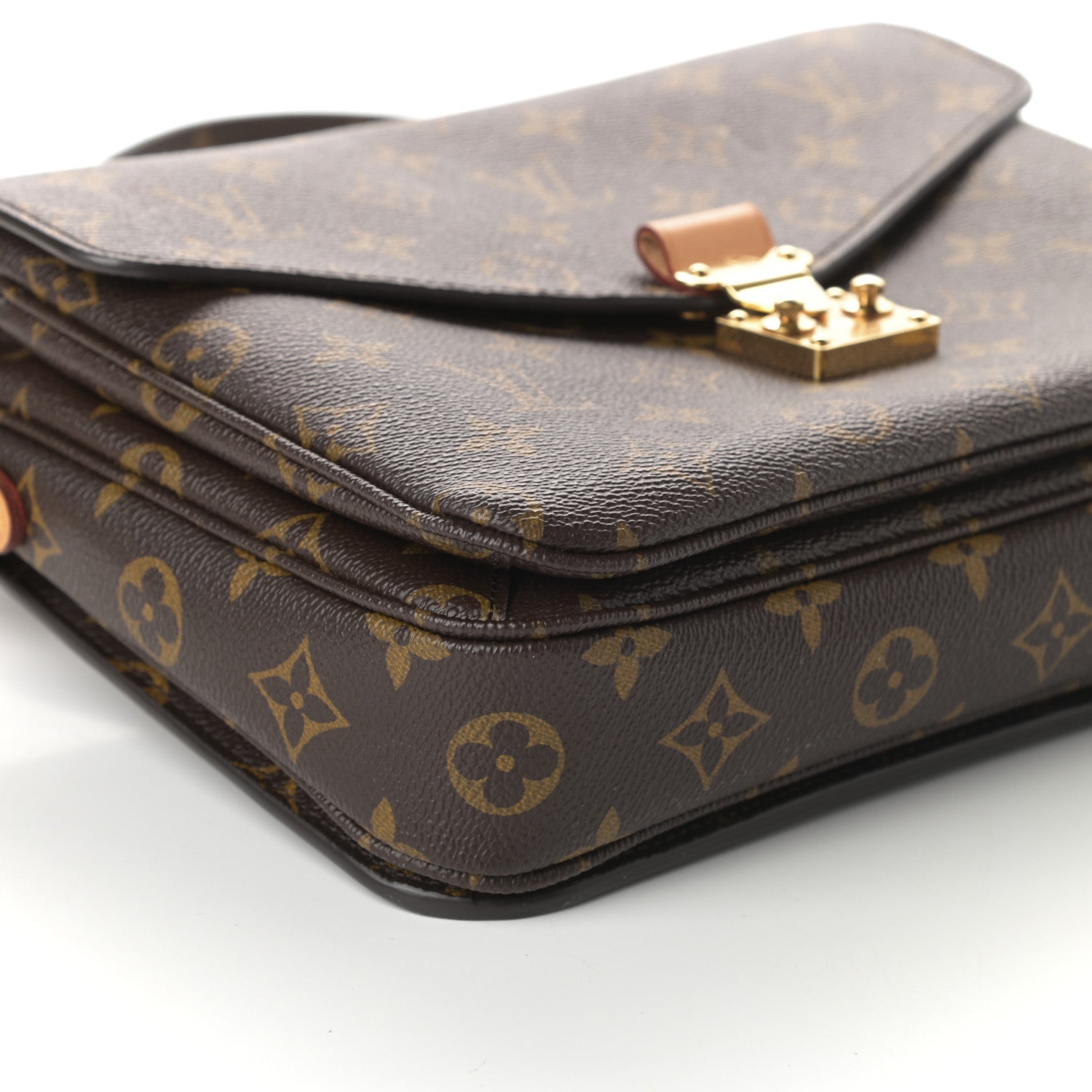 Louis Vuitton Monogram Pochette Metis 8 of 9