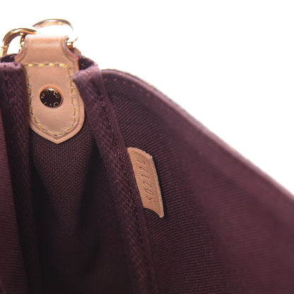Louis Vuitton Monogram Favorite MM 8 of 11