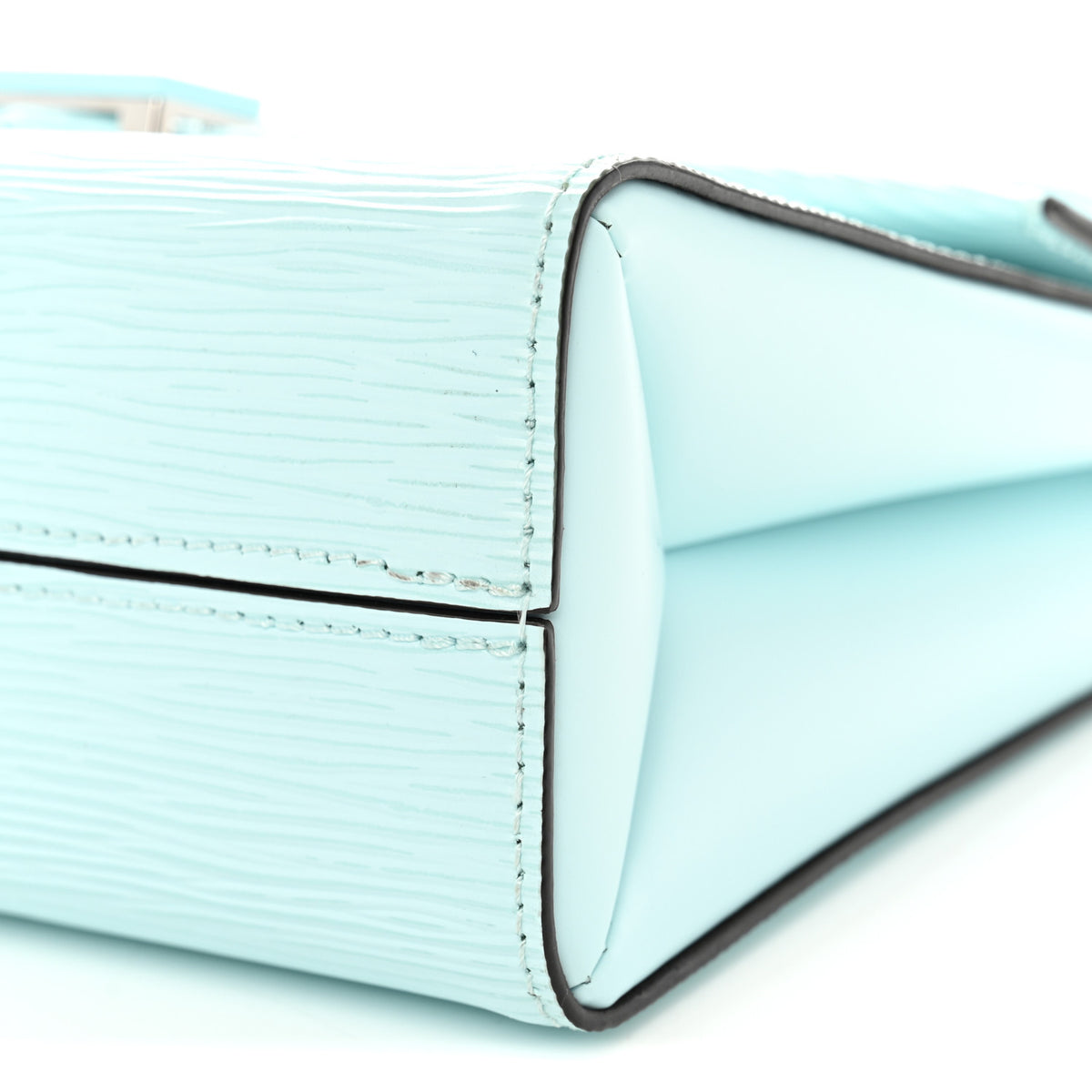 Louis Vuitton Epi Pochette Grenelle Seaside 9 of 9