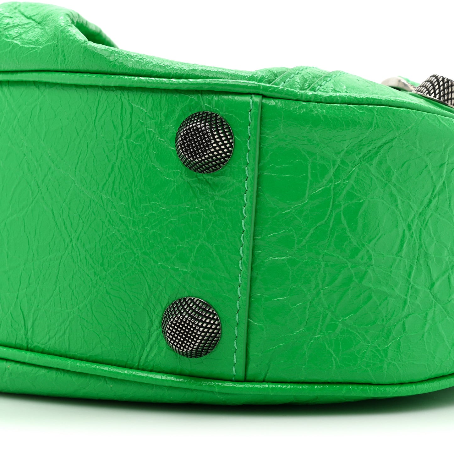 Agneau Arena Small Le Cagole Shoulder Bag Vivid Green