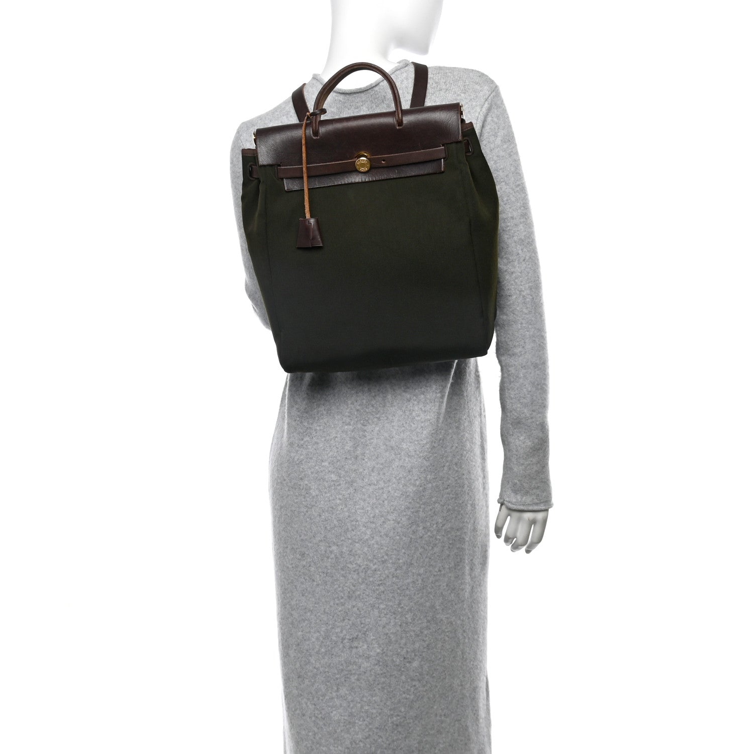Hermes Toile Vache Calfskin Herbag 30 PM Backpack Kaki Ebene 2 of 16