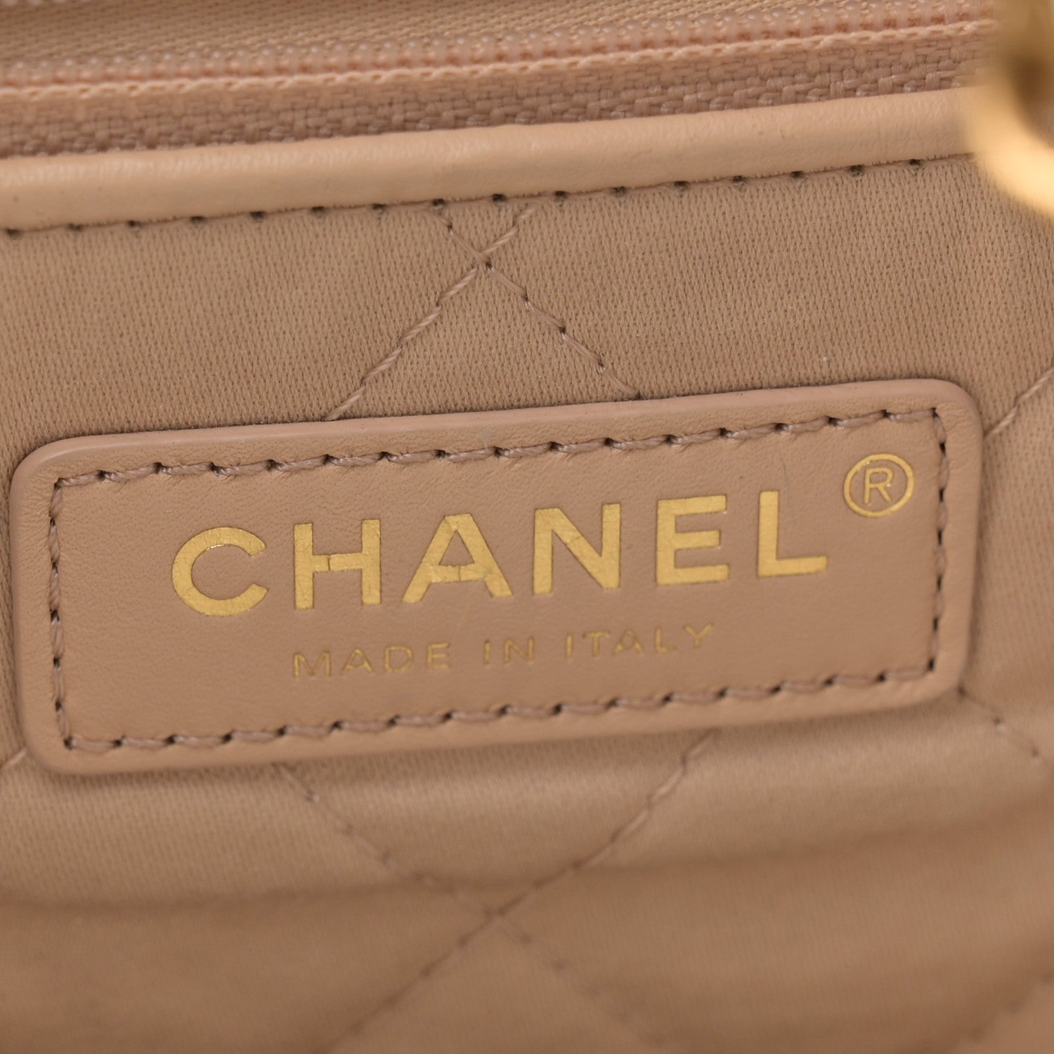 Chanel Shiny Calfskin Quilted Small Chanel 22 White 7 of 11