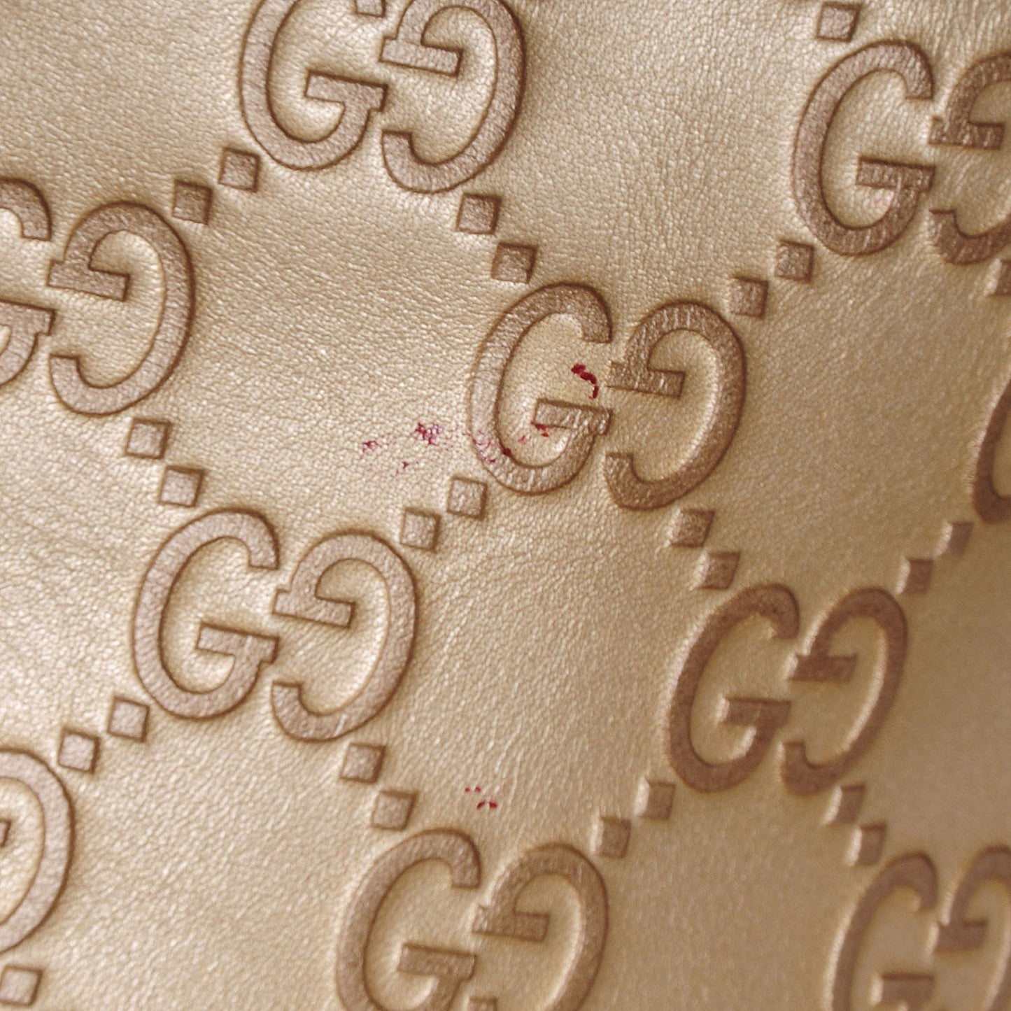 Guccissima Medium Sukey Tote Champagne