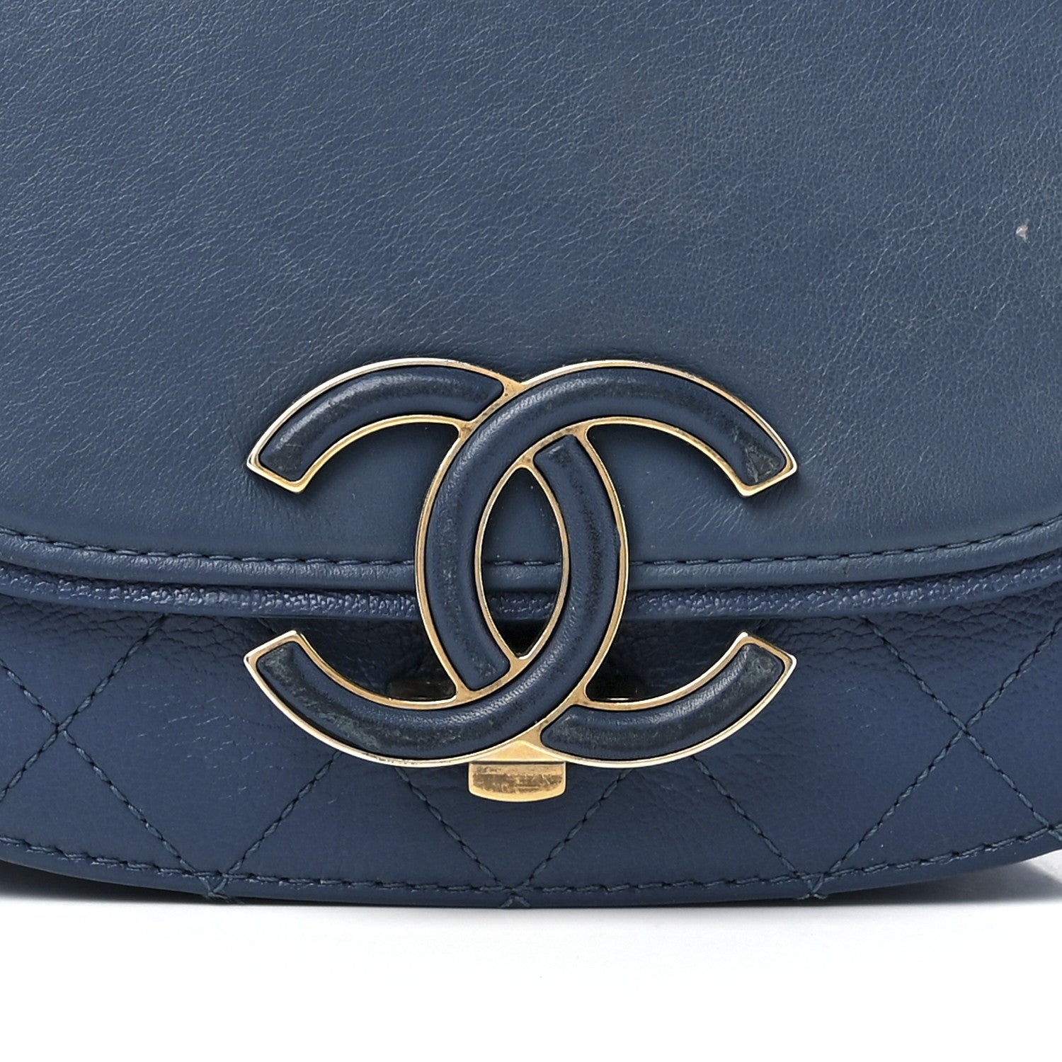 Chanel Shiny Calfskin Goatskin Quilted Small Coco Curve Messenger Flap Navy 9 of 15