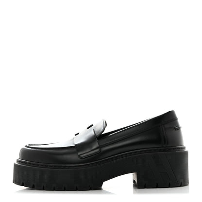 Hermes Glazed Calfskin Womens Hitch Loafers 35 Black 1 of 8