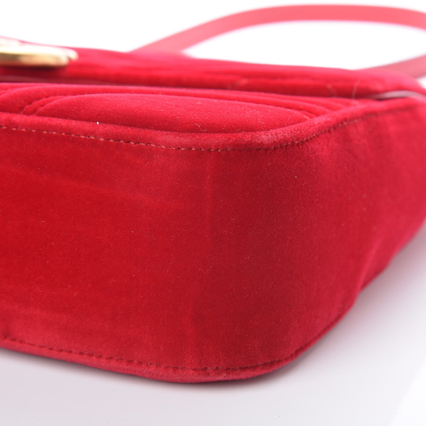 Velvet Matelasse Medium GG Marmont Shoulder Bag Hibiscus Red