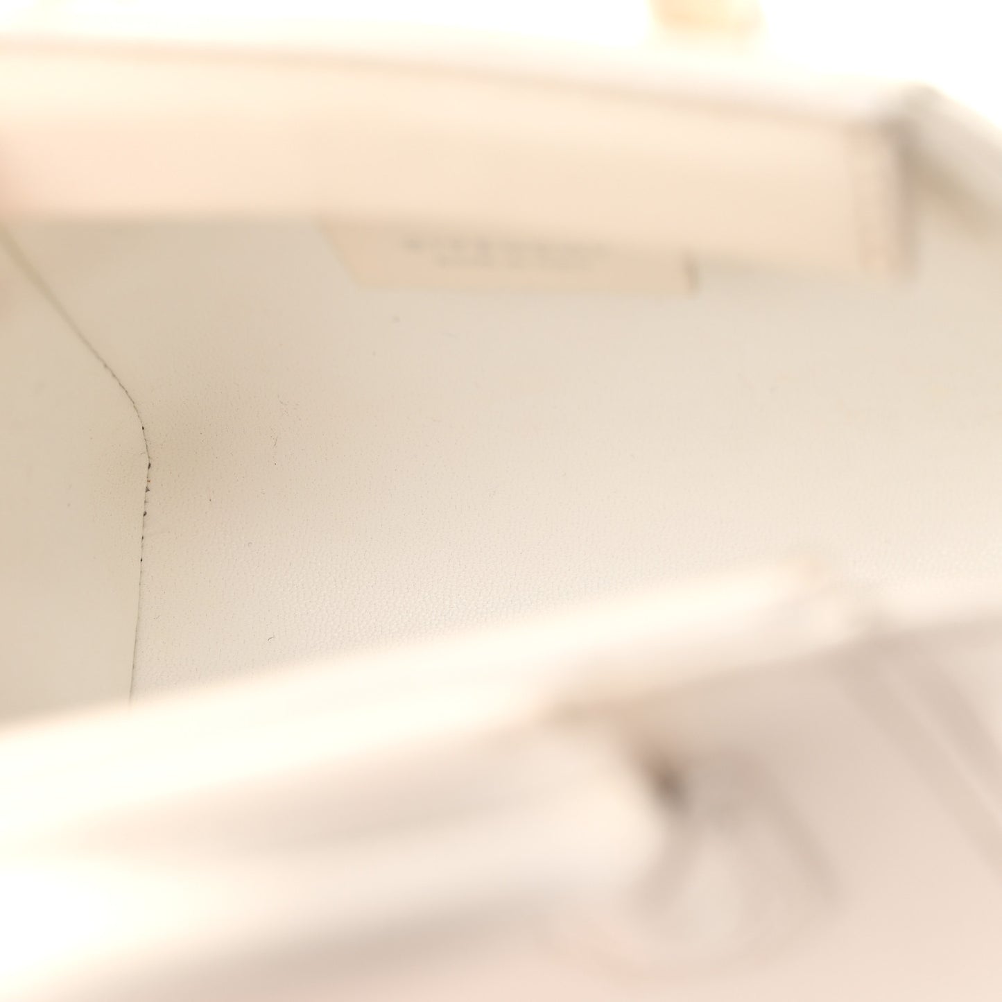 Shiny Lord Calfskin Micro Antigona Ivory
