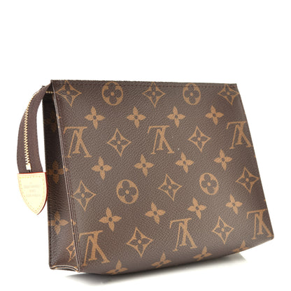 Louis Vuitton Monogram Toiletry Pouch 19 4 of 12