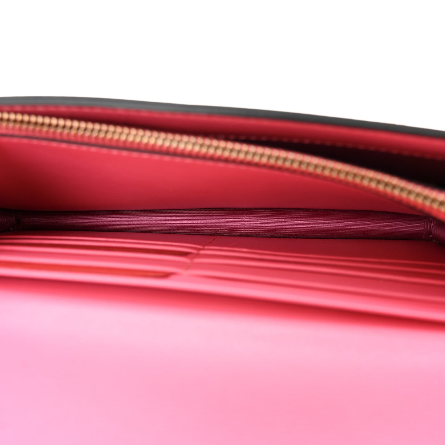 Smooth Calfksin Vlogo Wallet On Chain Feminine Pink