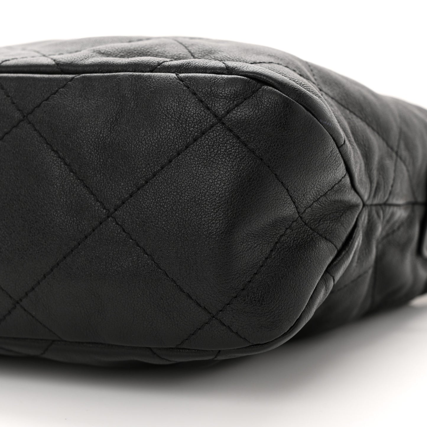Calfskin Quilted Daily Hobo Black