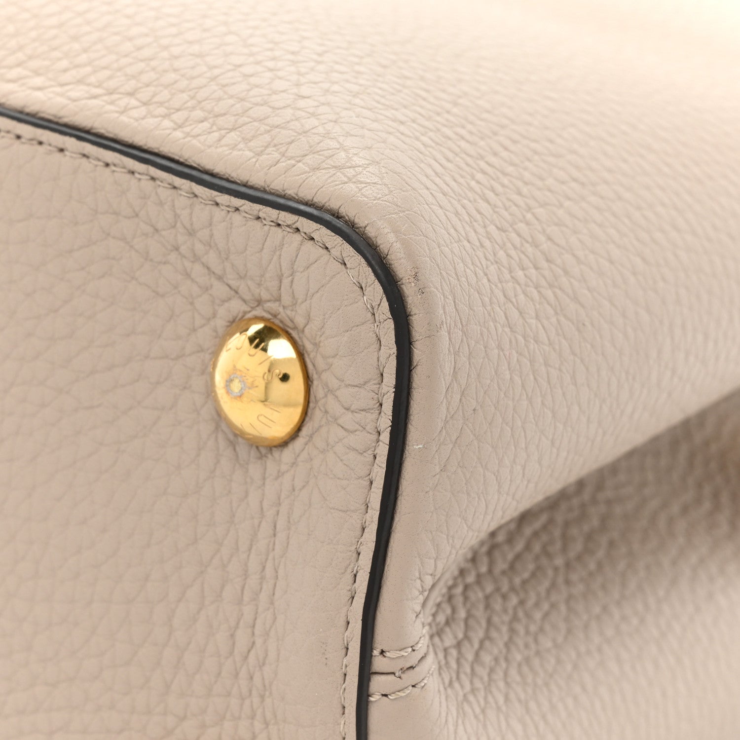 Louis Vuitton Taurillon Capucines PM Galet 13 of 17