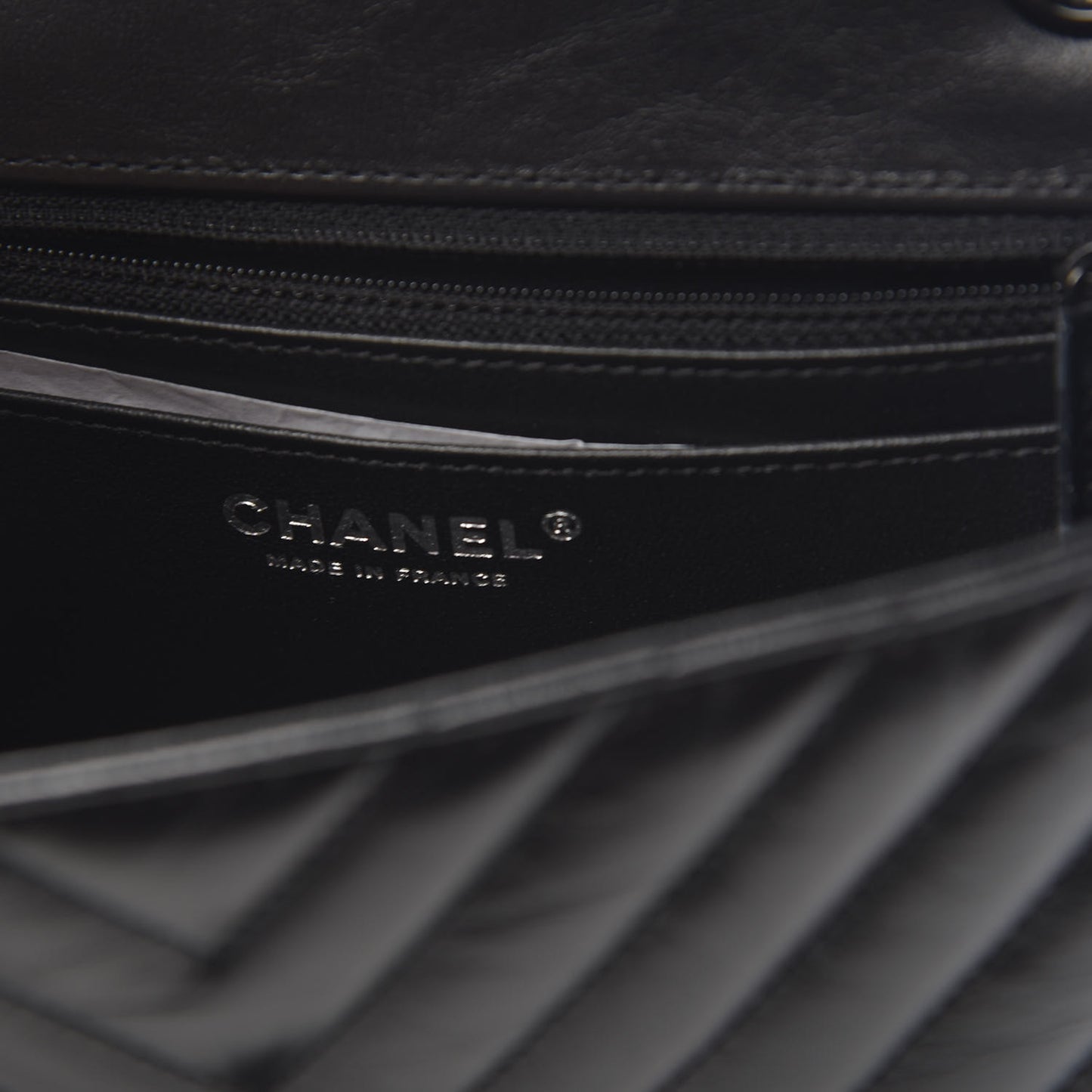 Aged Calfskin Chevron Quilted 2.55 Reissue Mini Flap So Black