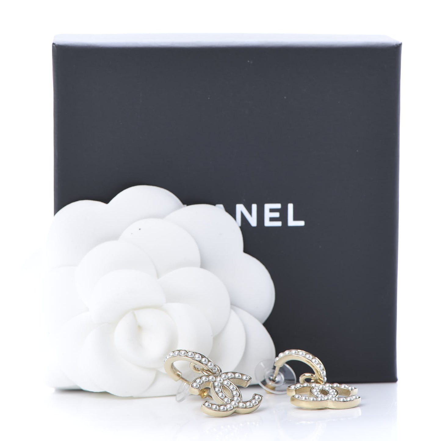 Pearl CC Hoop Drop Earring Gold