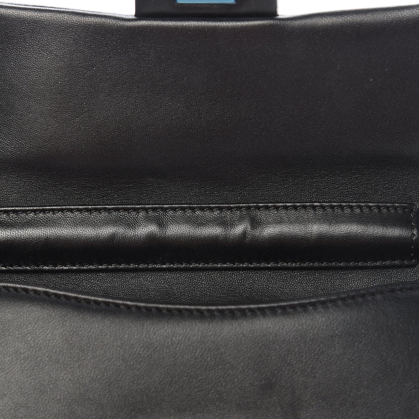 Lambskin Pearls Flap Black