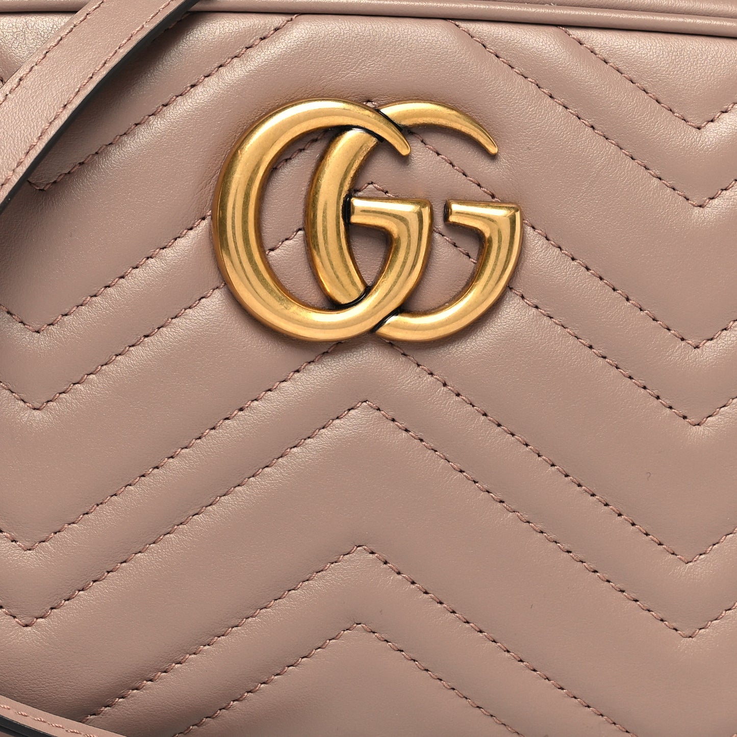 Calfskin Matelasse Small GG Marmont Chain Shoulder Bag Porcelain Rose