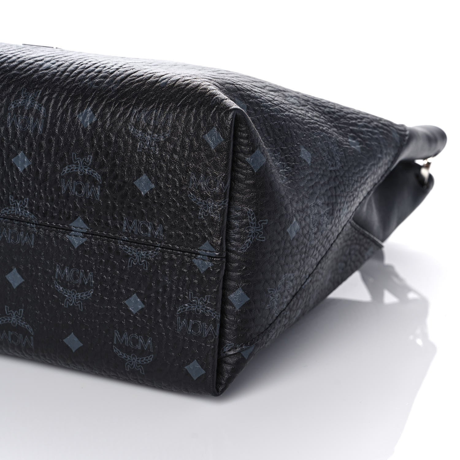 MCM Visetos Large Klara Hobo Black 10 of 10