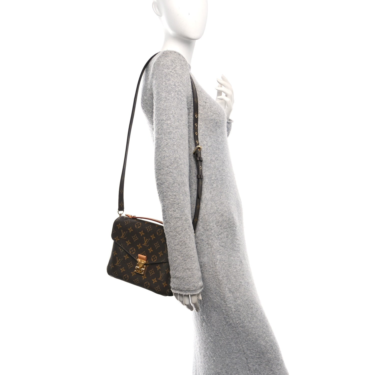 Louis Vuitton Monogram Pochette Metis 2 of 12