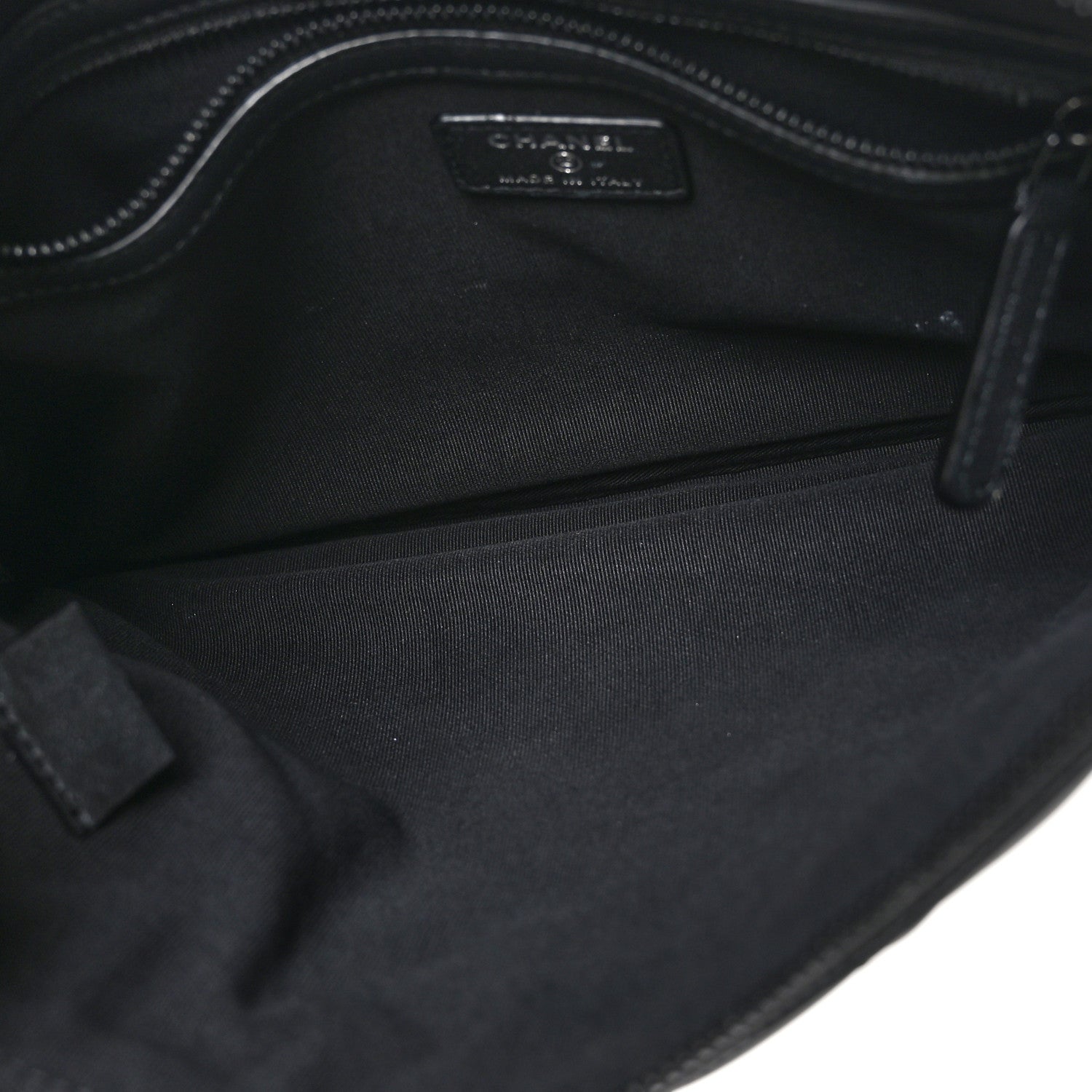 Chanel Lambskin Quilted Medium Cosmetic Case So Black 5 of 10