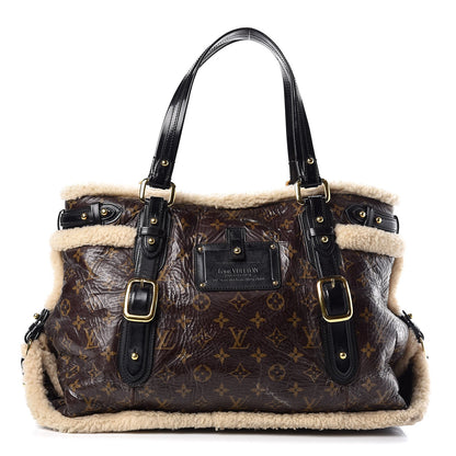 Louis Vuitton Patent Monogram Shearling Sac Thunder 1 of 25