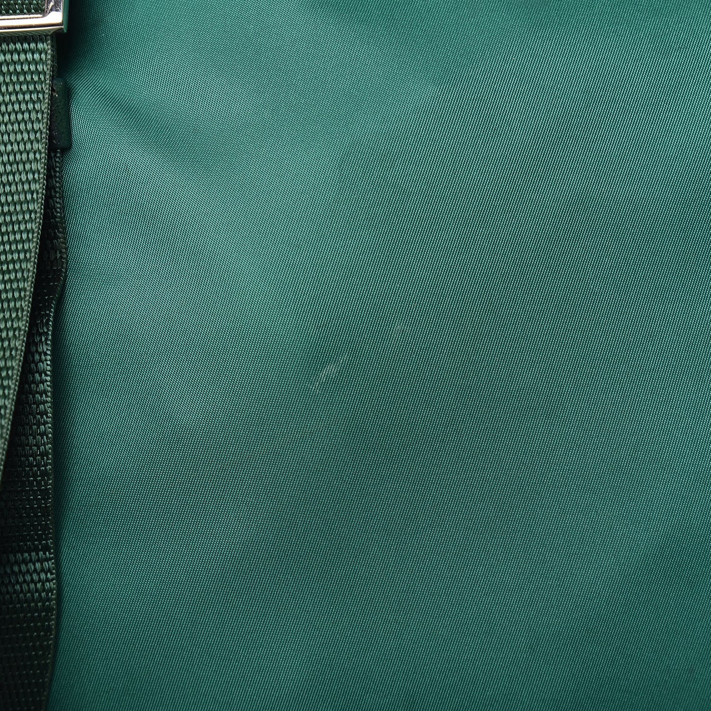 Nylon Vela Flat Messenger Bag Oleandro