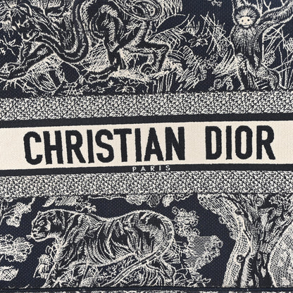 Christian Dior Canvas Embroidered Medium Dioriviera Toile De Jouy Reverse Book Tote Blue 8 of 10