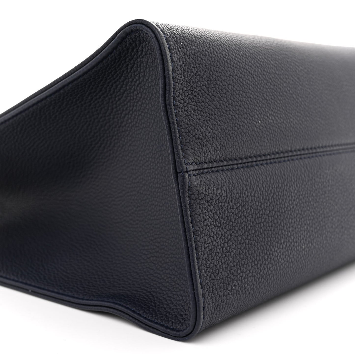 Grained Calfskin Nautical Onthego MM Navy Blue