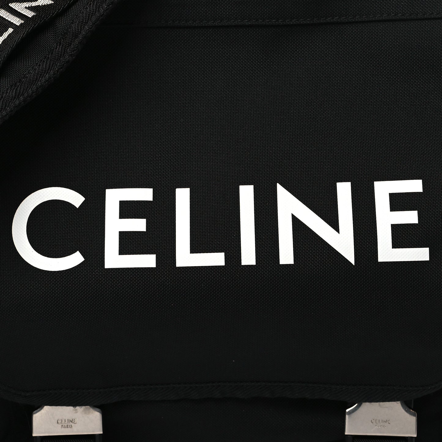 Canvas Medium Trekking Messenger Bag Black