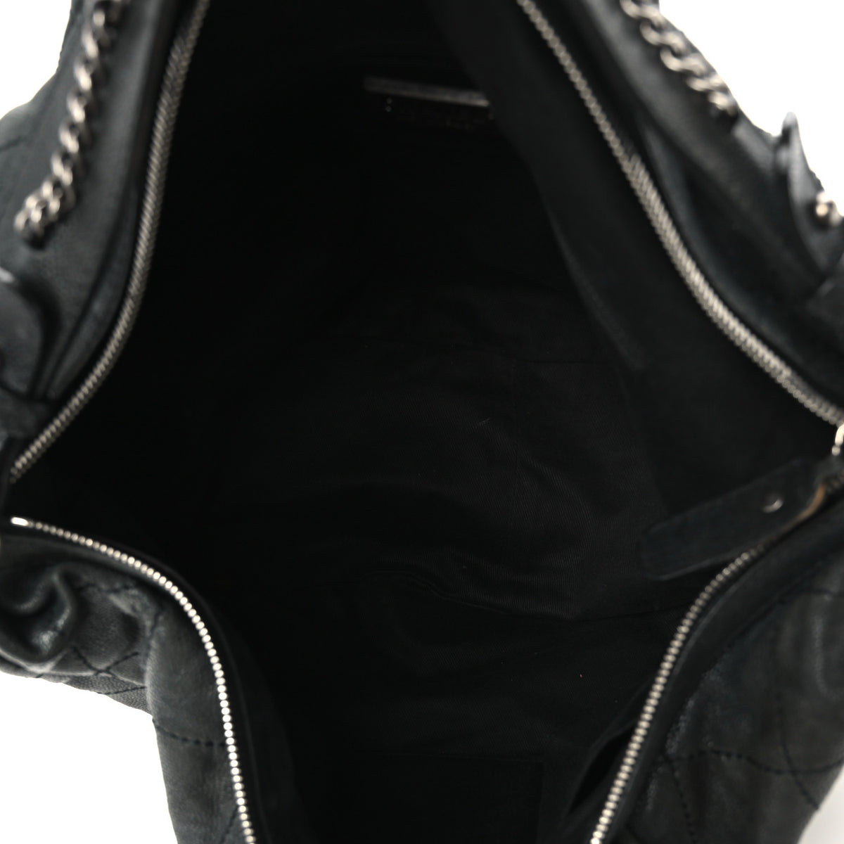 Caviar Stitched Outdoor Ligne Hobo Black