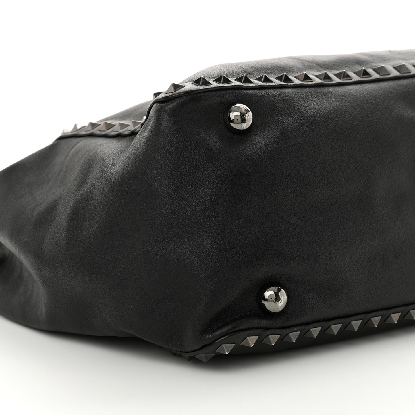 Vitello Medium Rockstud Tote Black