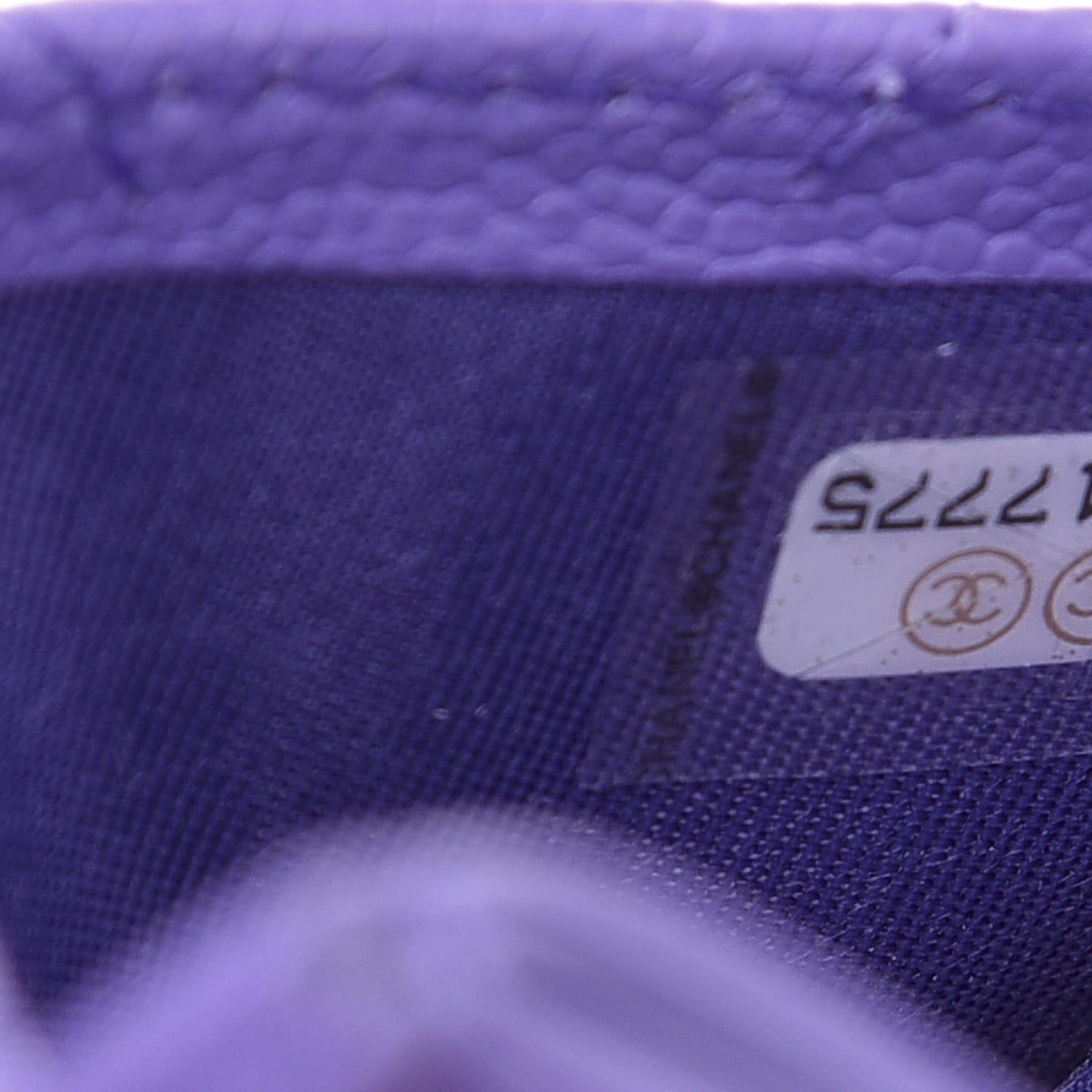 Caviar Quilted Card Holder Purple