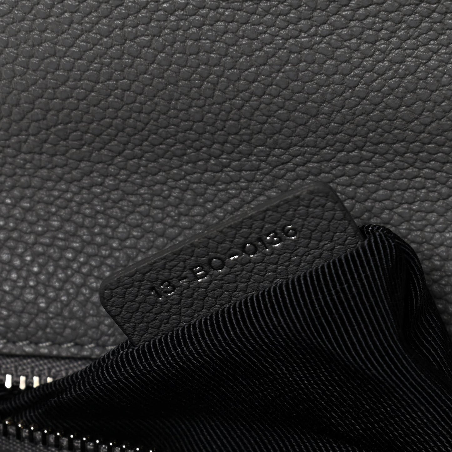 Grained Calfskin Medium Diorama Flap Bag Gris