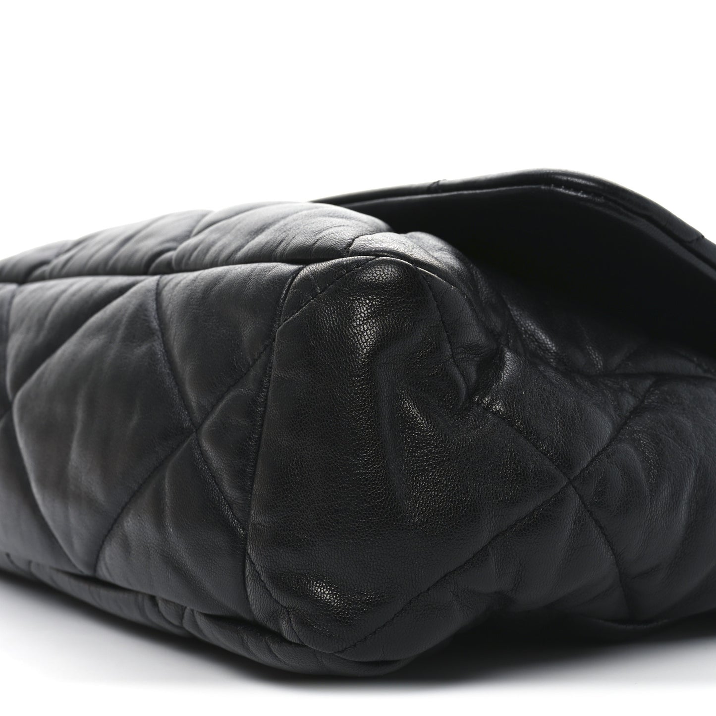 Goatskin Quilted Maxi Chanel 19 Flap Black