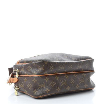 Louis Vuitton Monogram Reporter PM 4 of 16