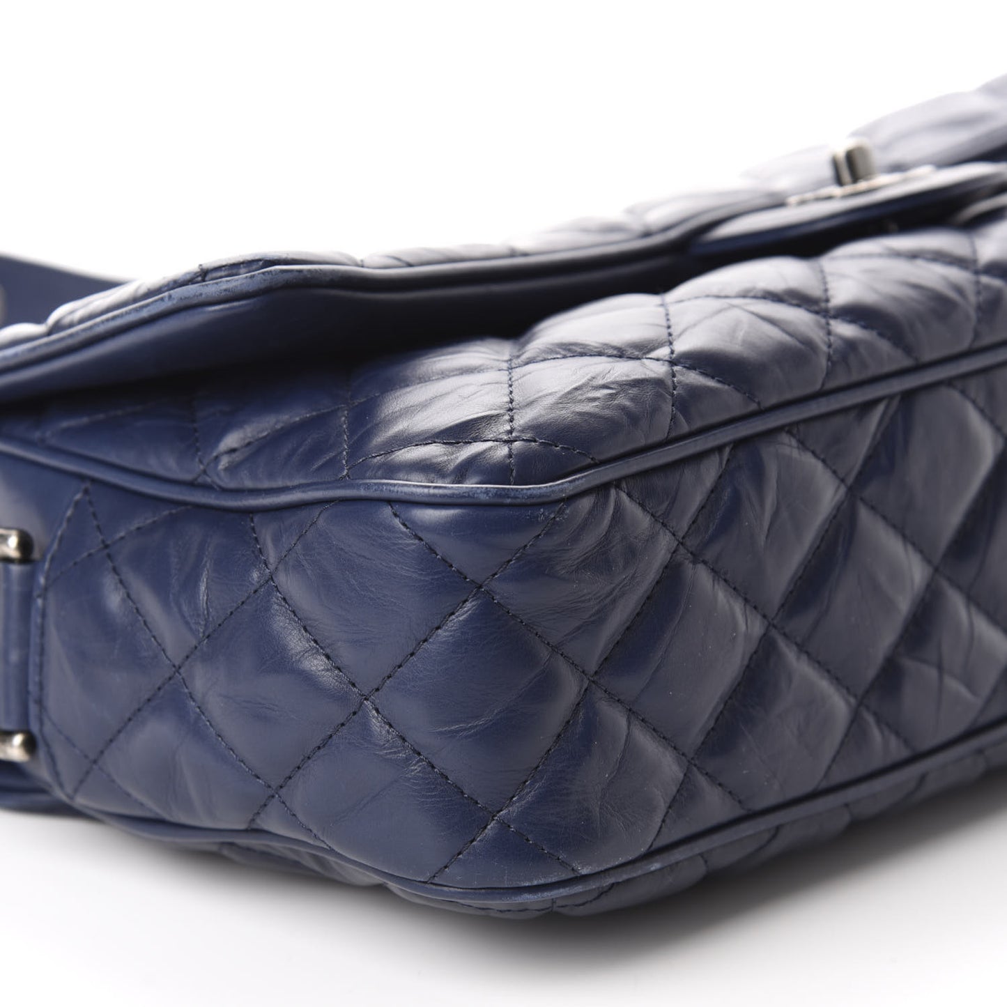 Aged Calfskin Quilted Jumbo Chain Detail Flap Blue