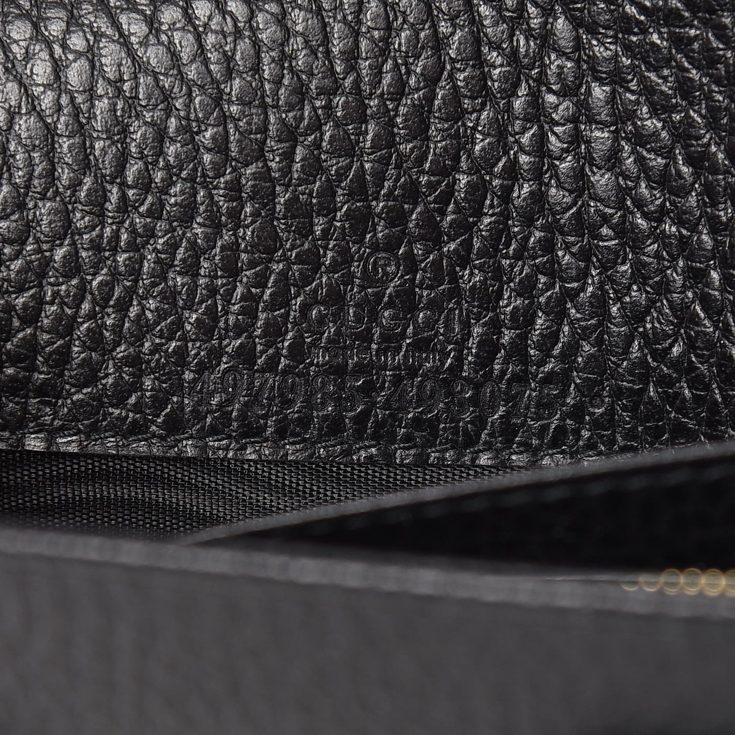 Calfskin Mini GG Marmont Chain Wallet Black