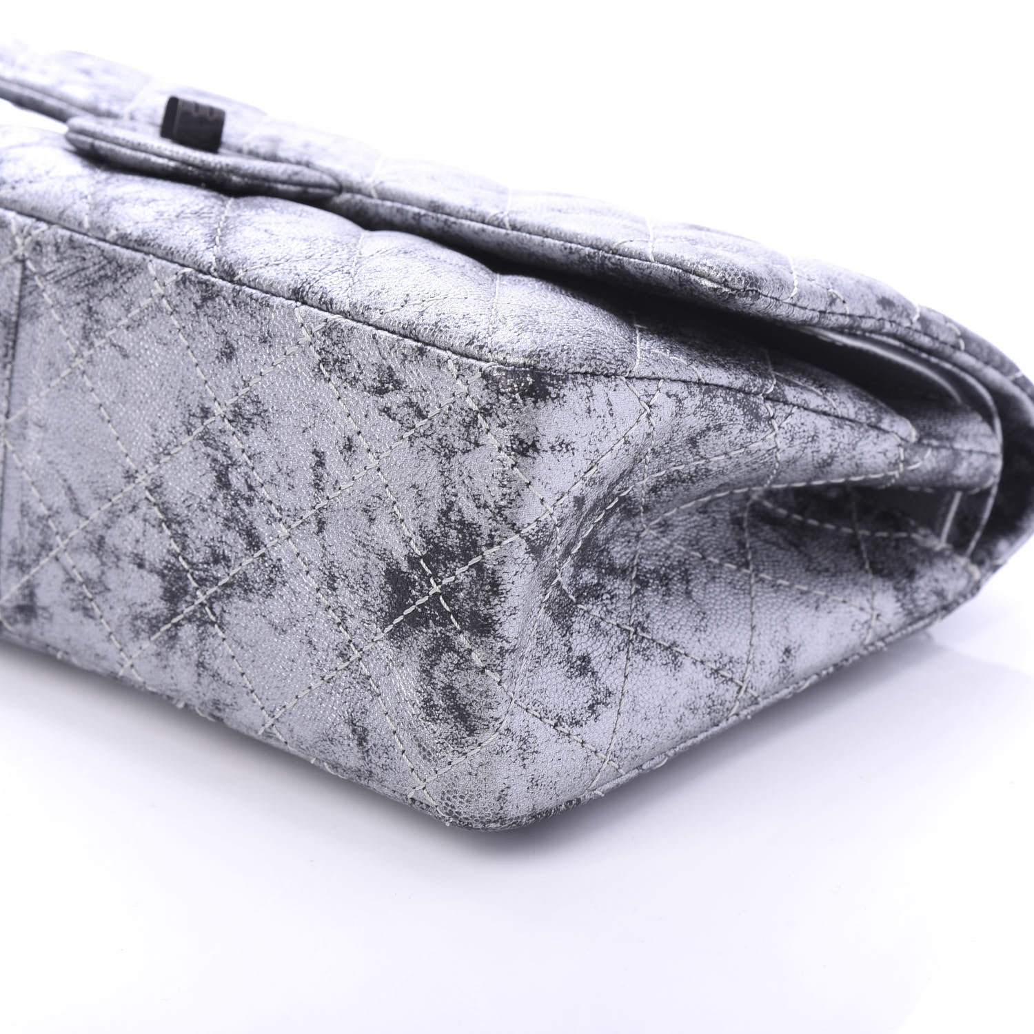 Chanel Metallic Caviar Quilted 2.55 Reissue 226 Flap Silver Black 7 of 10