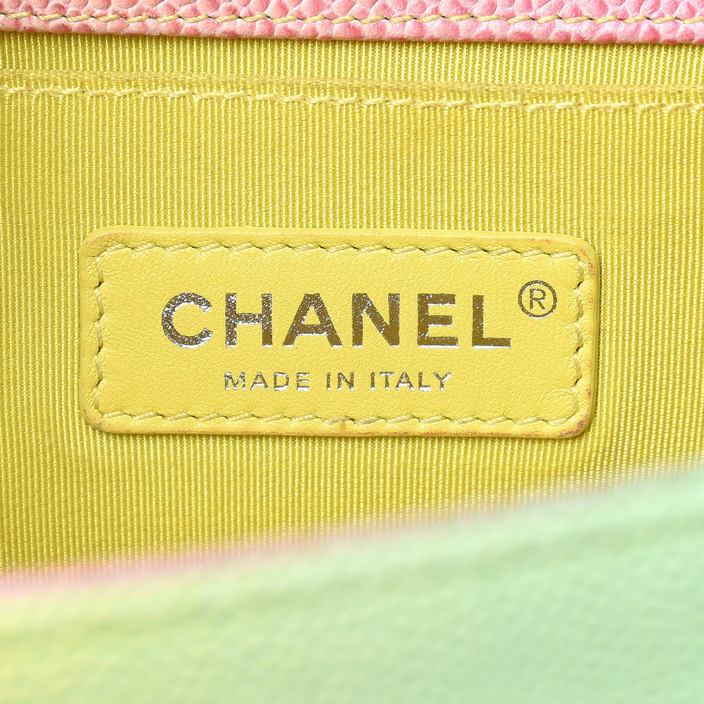 Caviar Quilted Medium Cuba Rainbow Boy Flap Multicolor