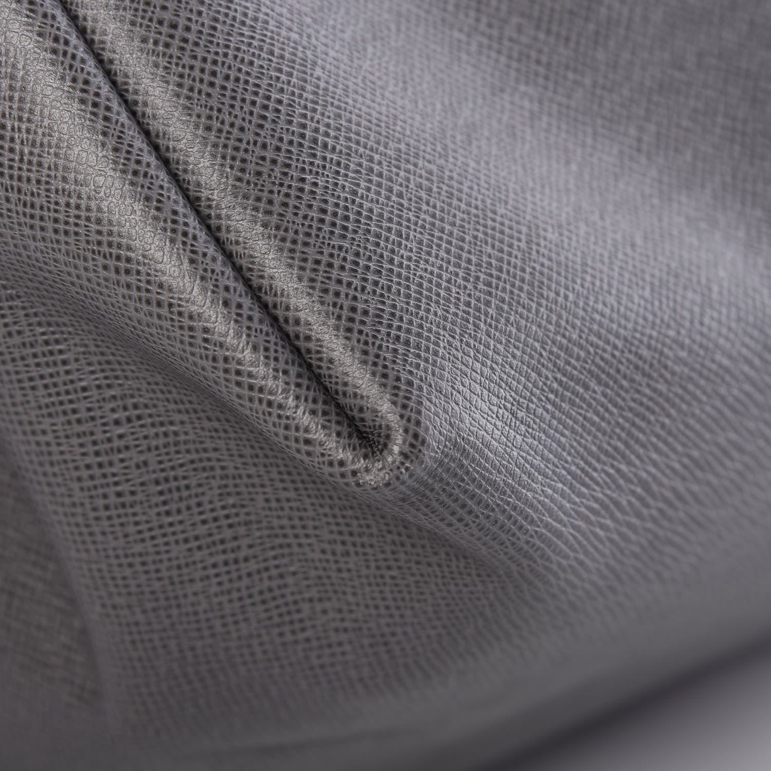 Louis Vuitton Taiga Astralis 55 Glacier 9 of 13