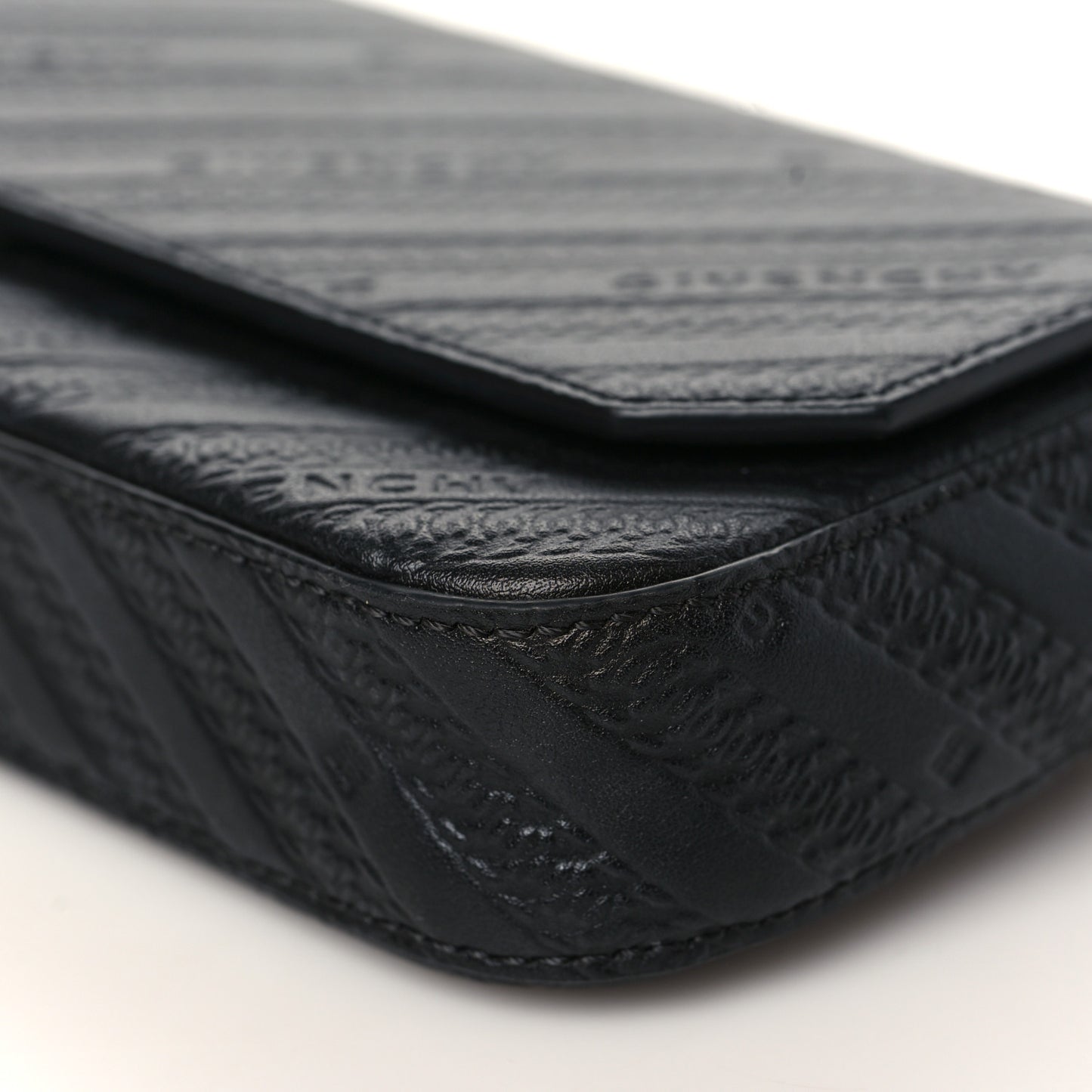 Calfskin Embossed Logo Bond Chain Camera Bag Black