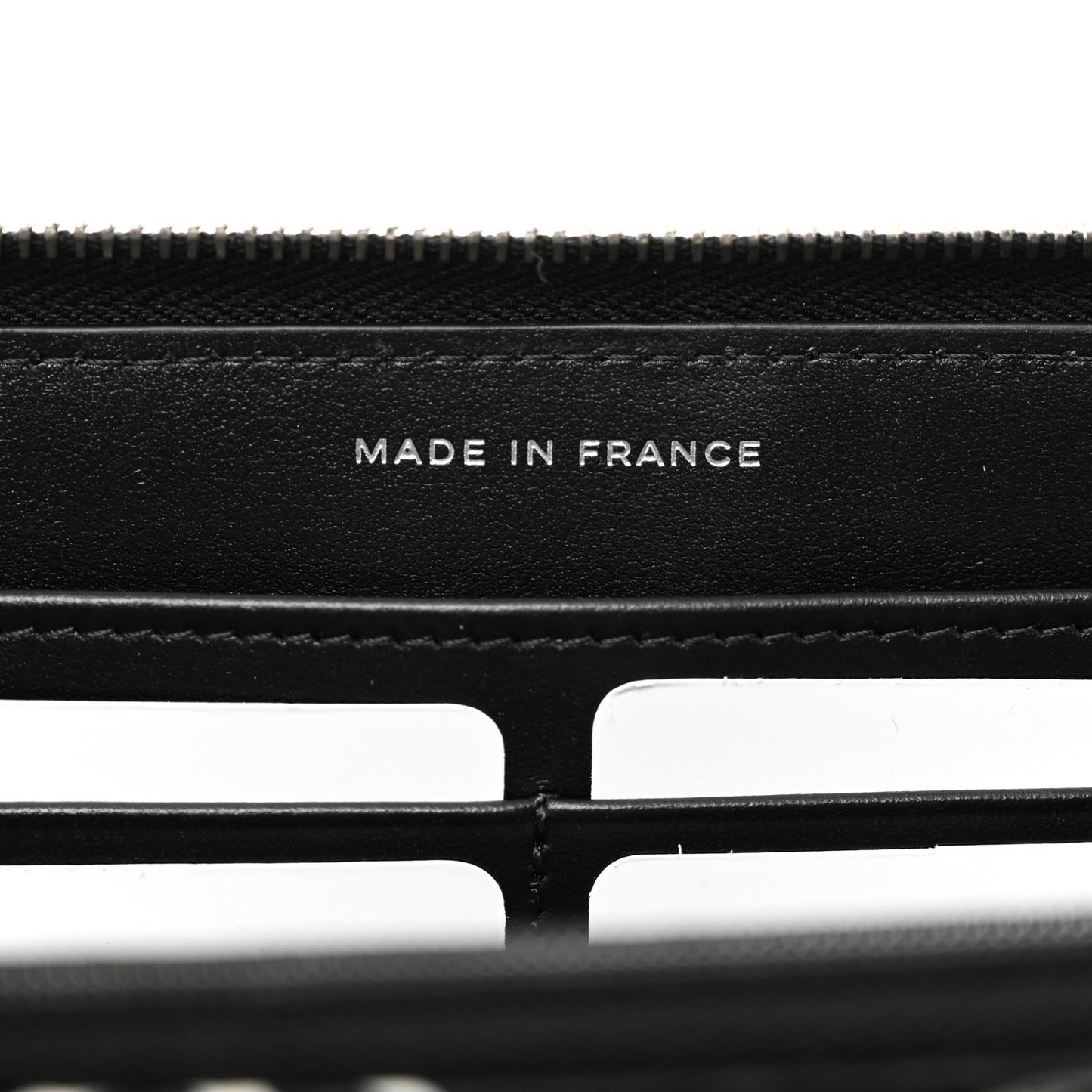 Caviar Quilted CC Logo Long Zipped Wallet Black