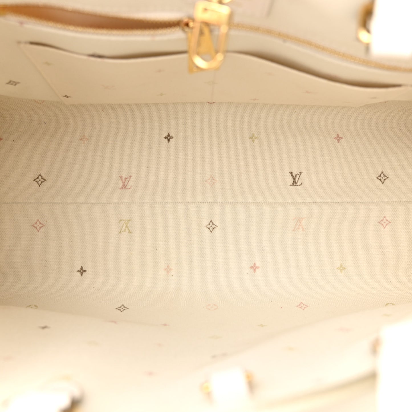 Monogram Giant Spring In The City OnTheGo MM Sunset Kaki