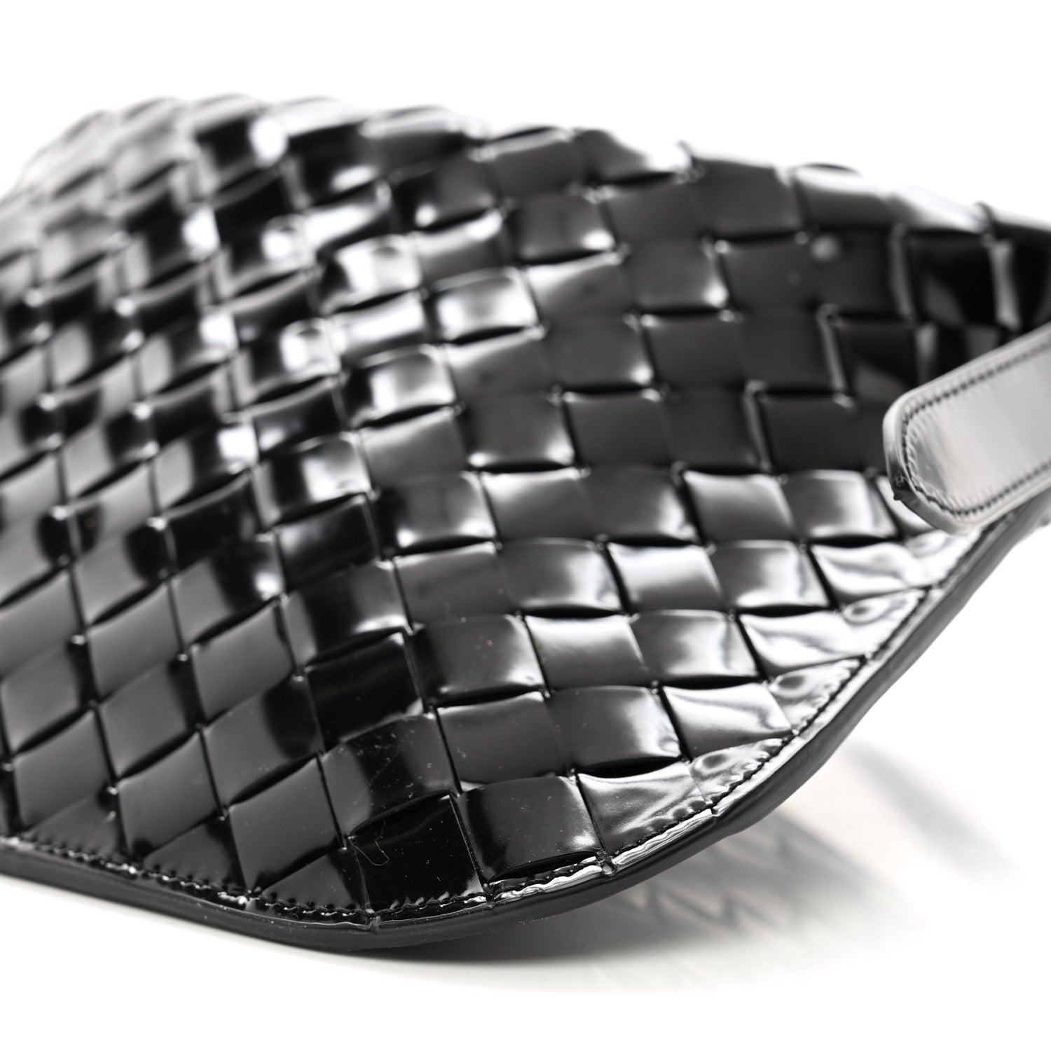 Bottega Veneta Patent Intrecciato Shoulder Bag Black 9 of 9