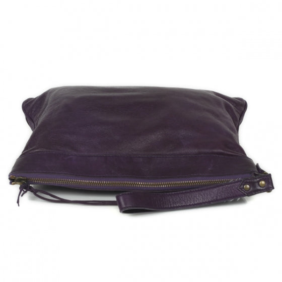 Agneau Flat Handle Clutch Sapphire