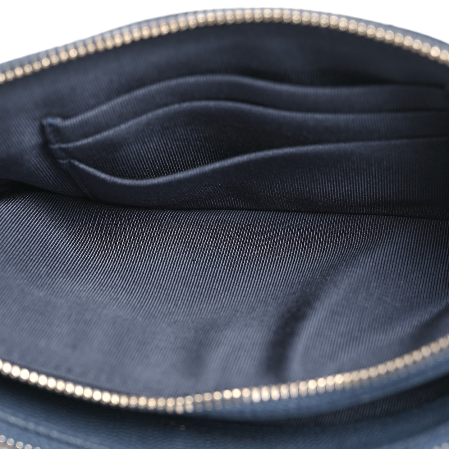 Caviar Quilted Small Clutch With Chain Blue