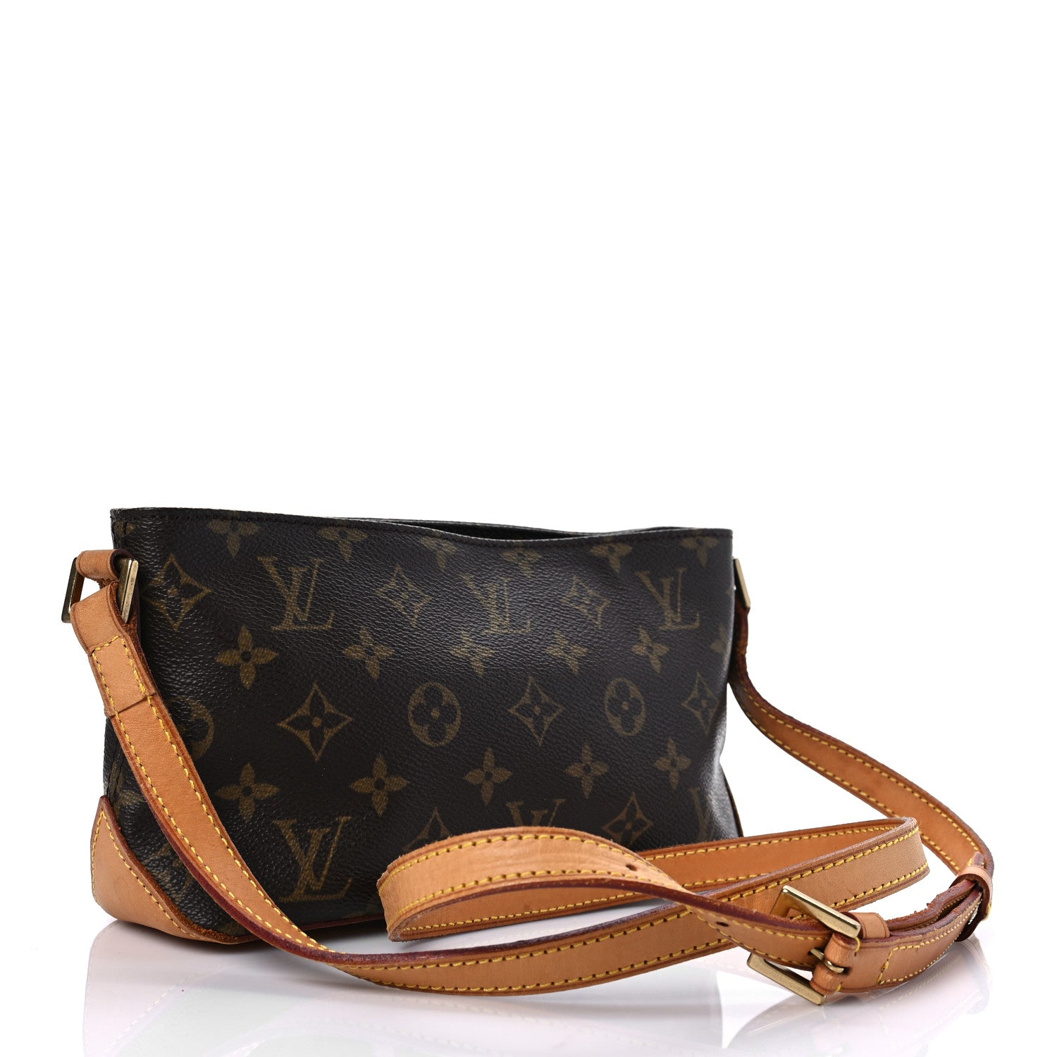 Louis Vuitton Monogram Trotteur 3 of 8