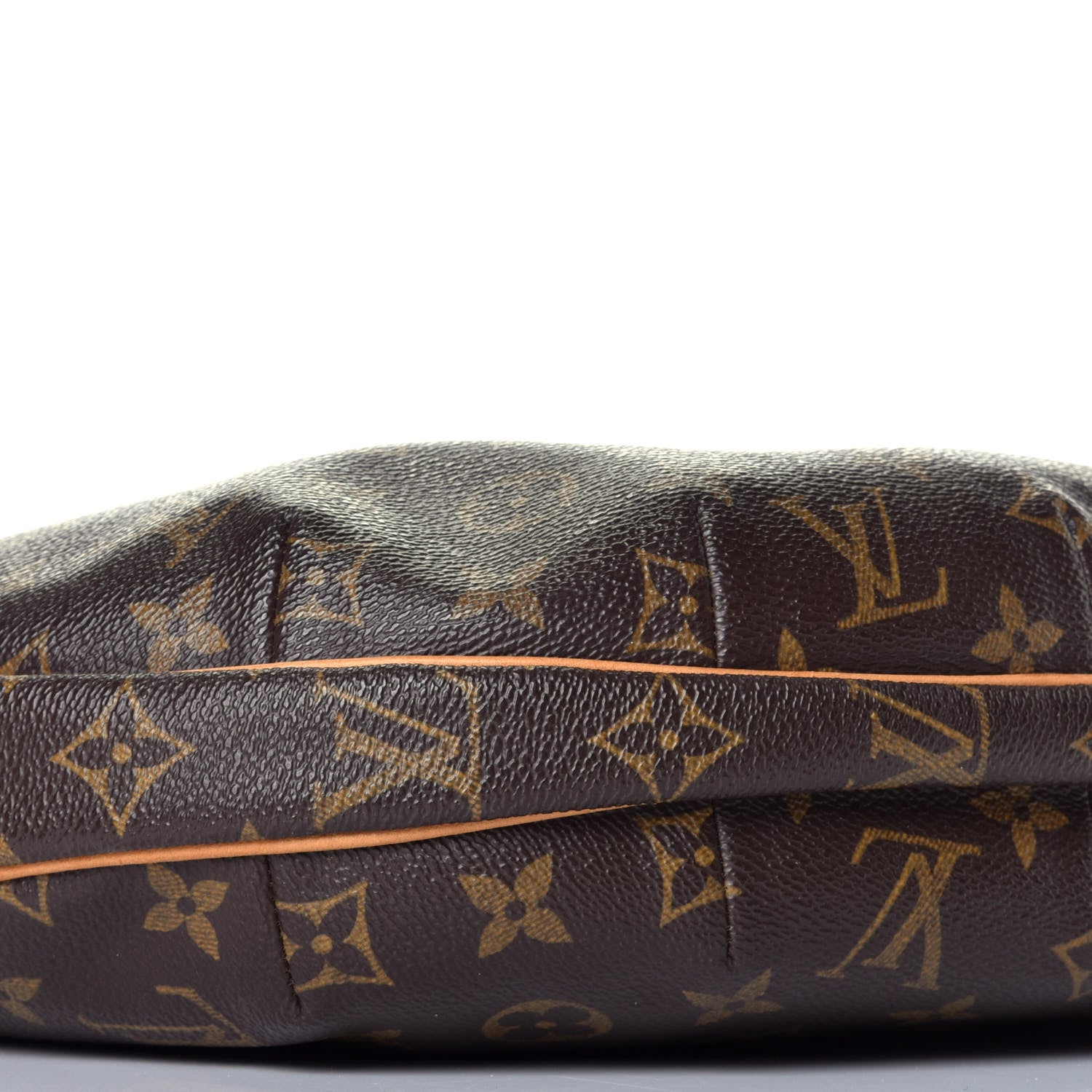 Louis Vuitton Monogram Croissant MM 7 of 9
