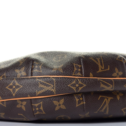 Louis Vuitton Monogram Croissant MM 7 of 9