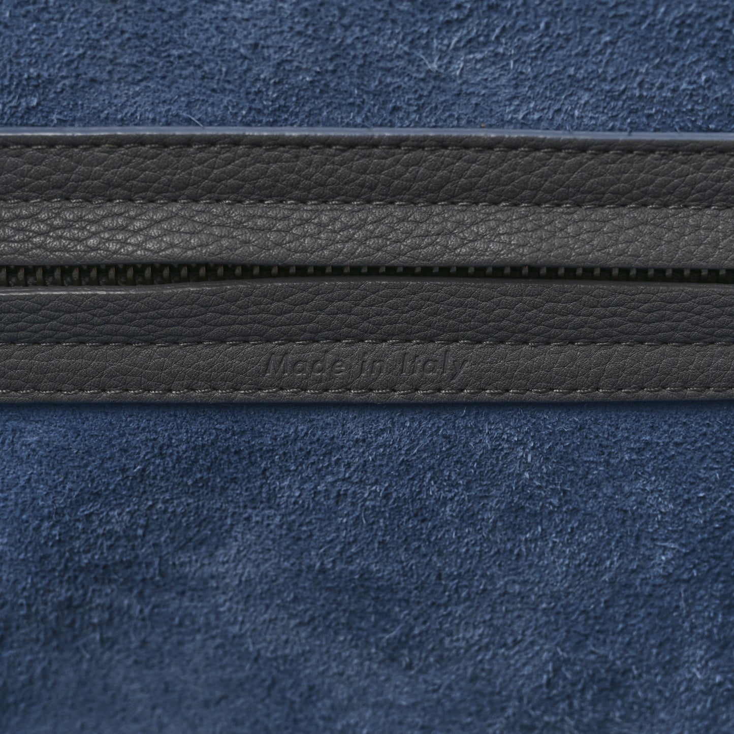 Baby Grained Calfskin Medium Phantom Luggage Kohl